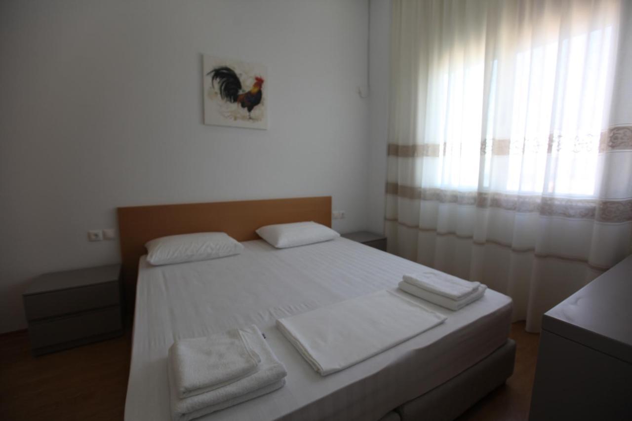 Mane Apartments Sarande Exterior photo