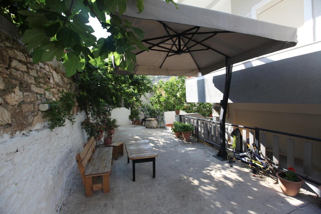 Mane Apartments Sarande Exterior photo