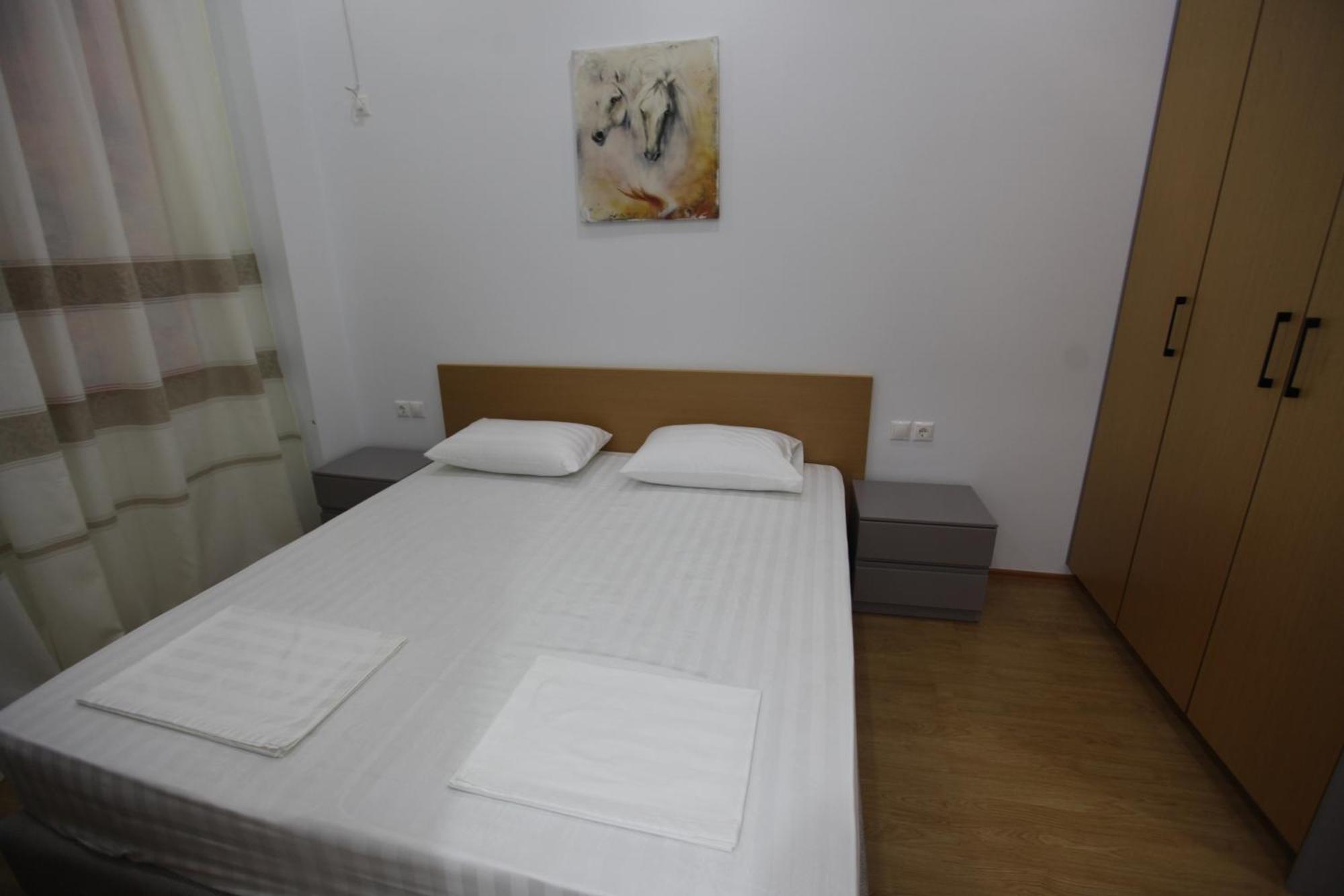 Mane Apartments Sarande Exterior photo