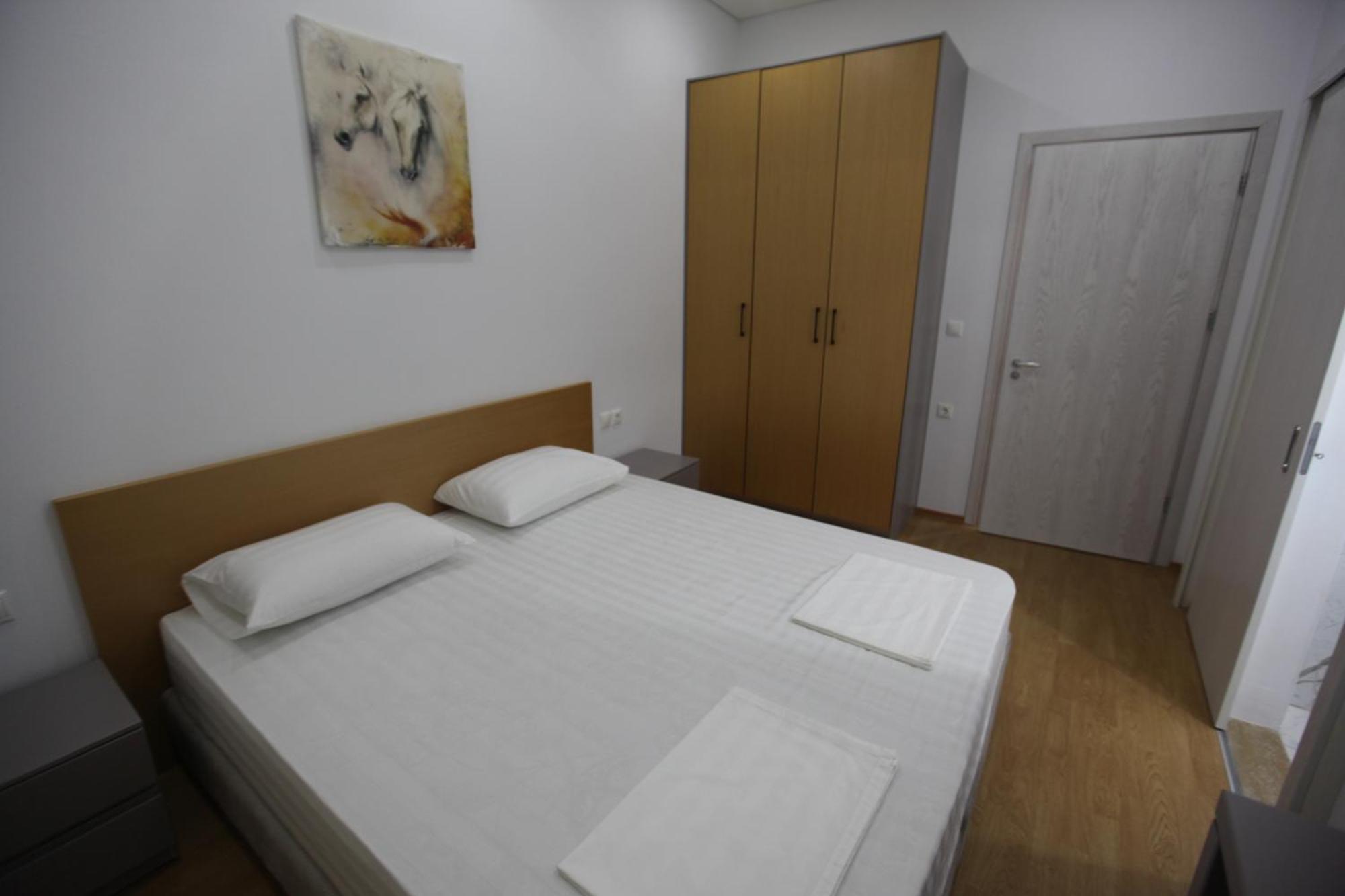 Mane Apartments Sarande Exterior photo