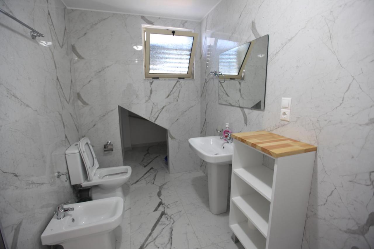 Mane Apartments Sarande Exterior photo
